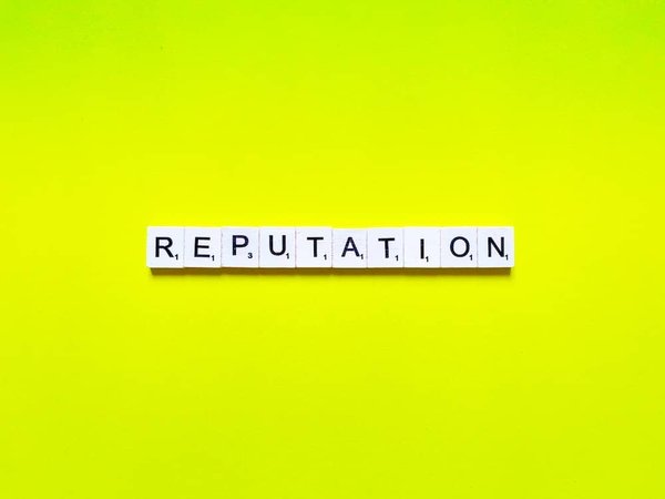 Quels outils pour une gestion proactive de la réputation en ligne des entreprises ?